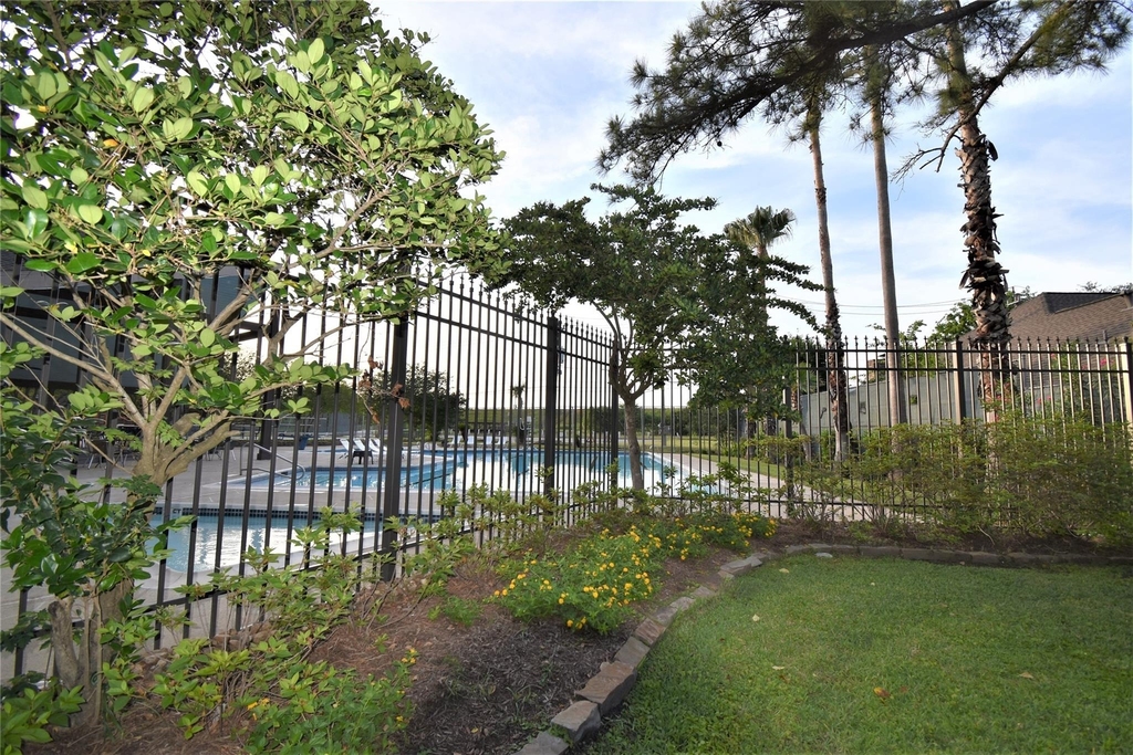 1307 Westwick Forest Lane - Photo 22