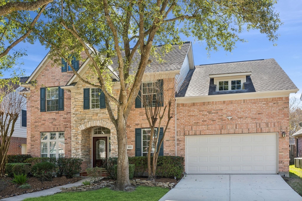 3002 Autumn Cove Court - Photo 0