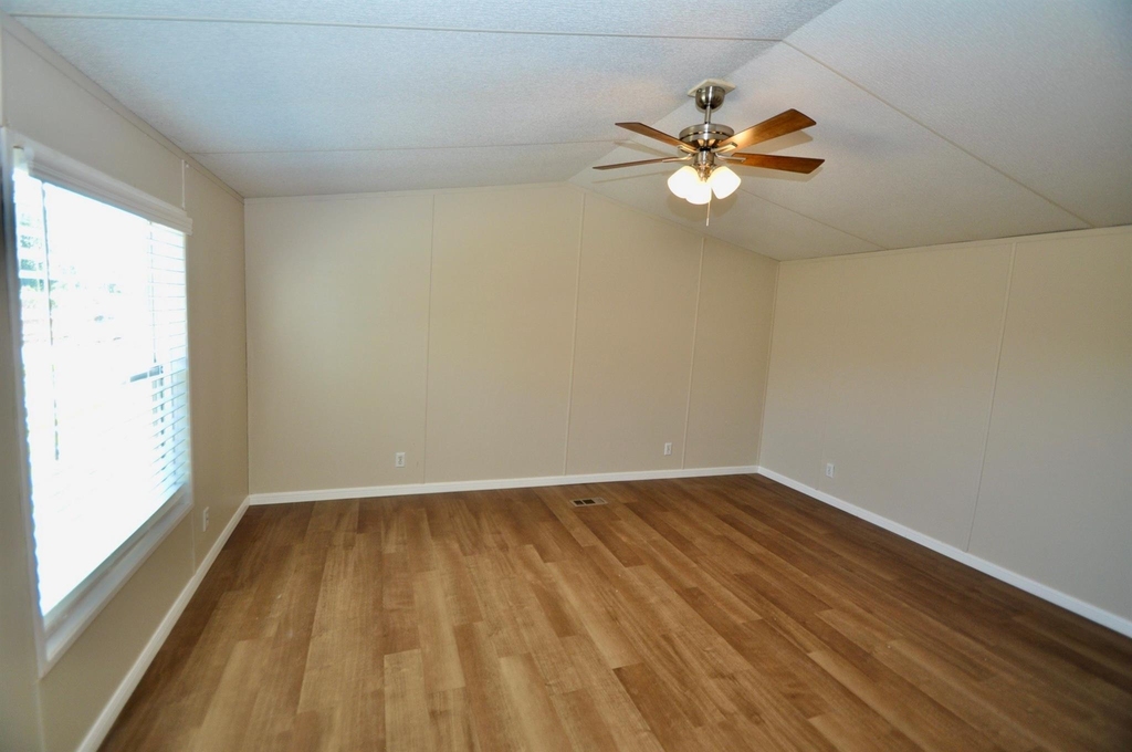 318 Road 51023 - Photo 1
