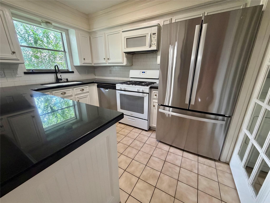 3031 Windmill Street - Photo 9