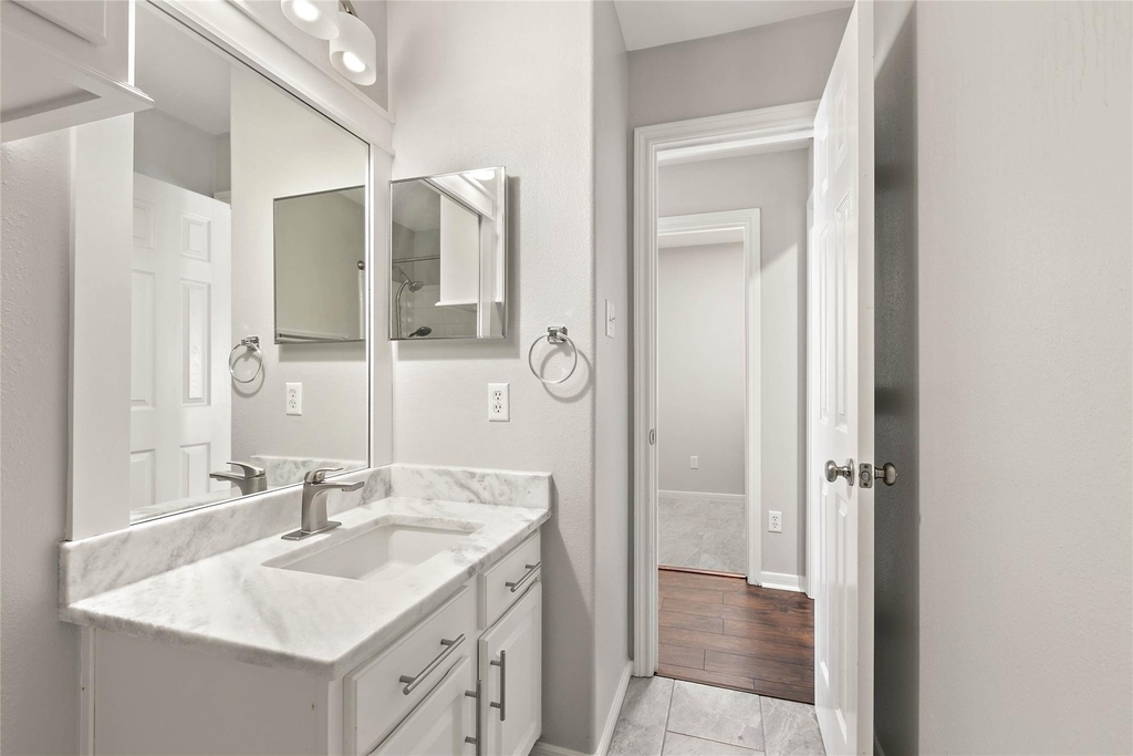 139 Ledgestone Place - Photo 26