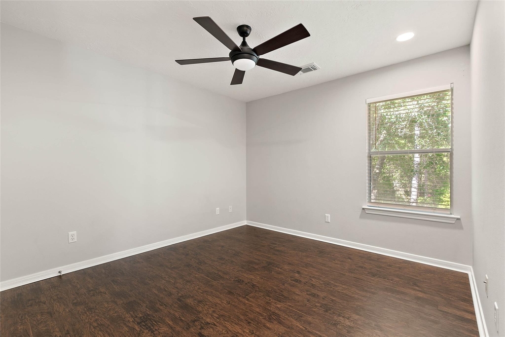 139 Ledgestone Place - Photo 27