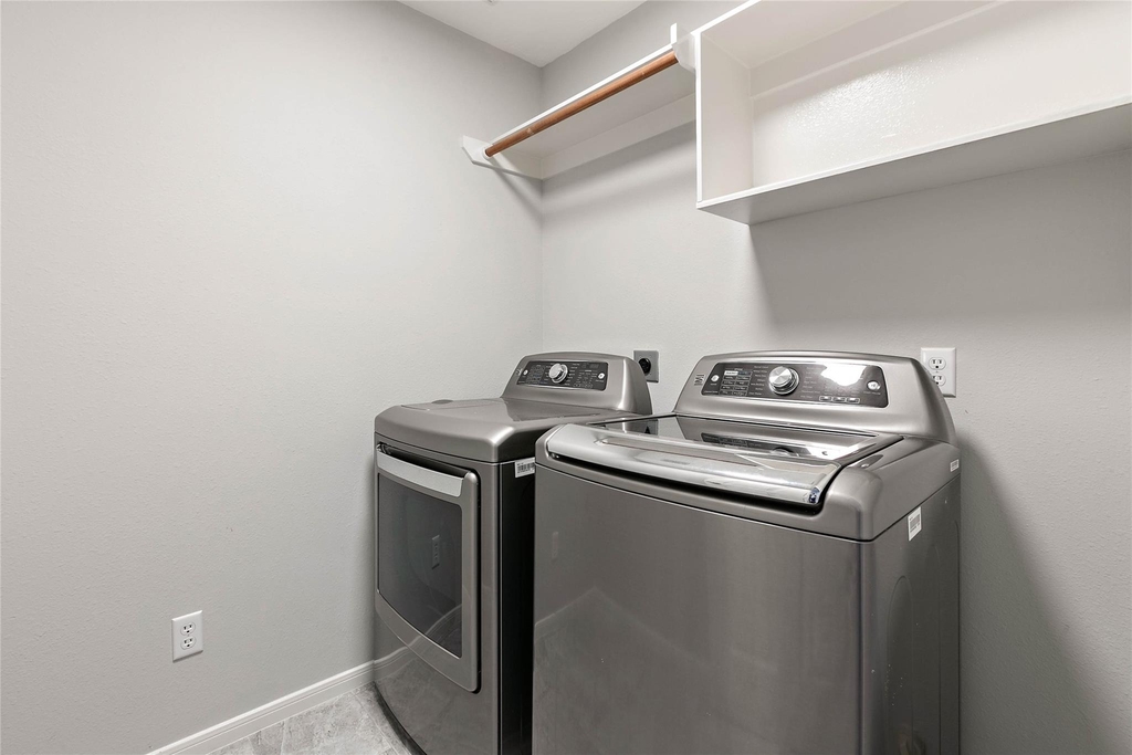 139 Ledgestone Place - Photo 23