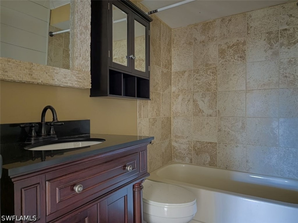 7631 Piping Rock Court - Photo 10