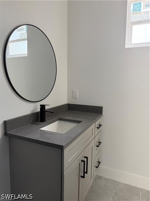 1711 W 12th Street - Photo 1