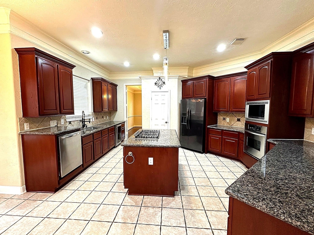 10814 Keystone Fairway Drive - Photo 5