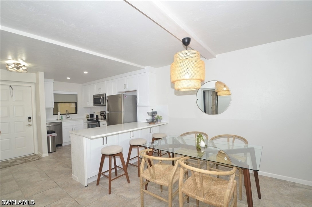 271 Southbay Drive - Photo 4