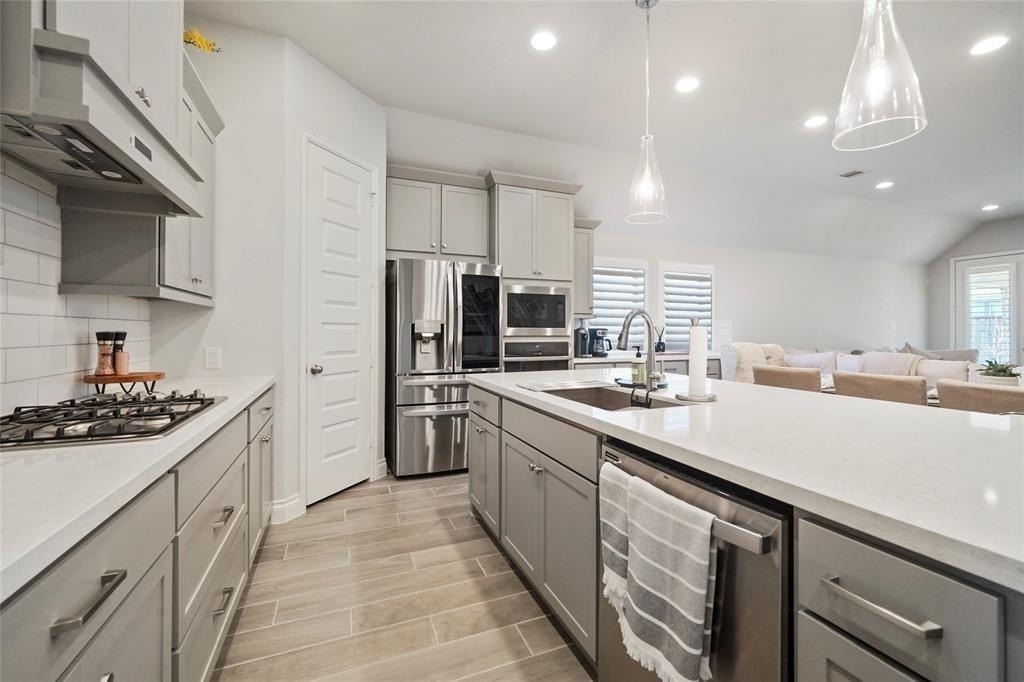 100 Wake Valley Court - Photo 2