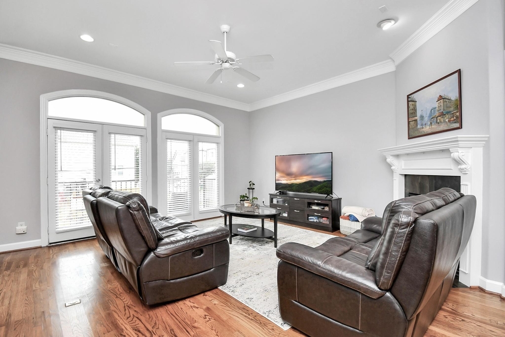 5443 Kansas Street - Photo 7