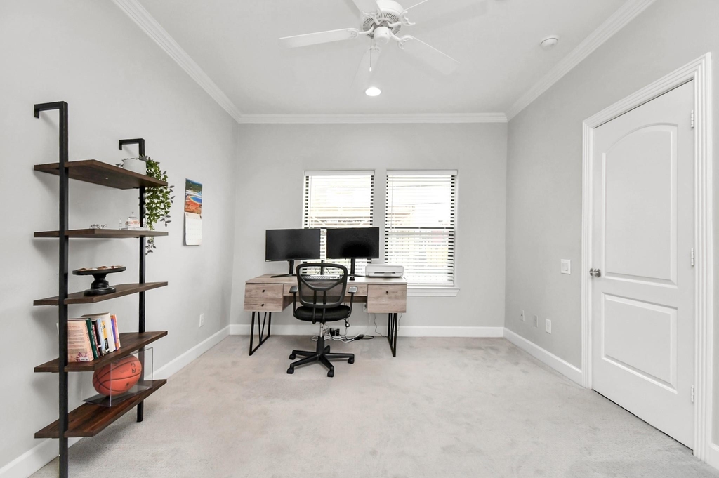 5443 Kansas Street - Photo 2