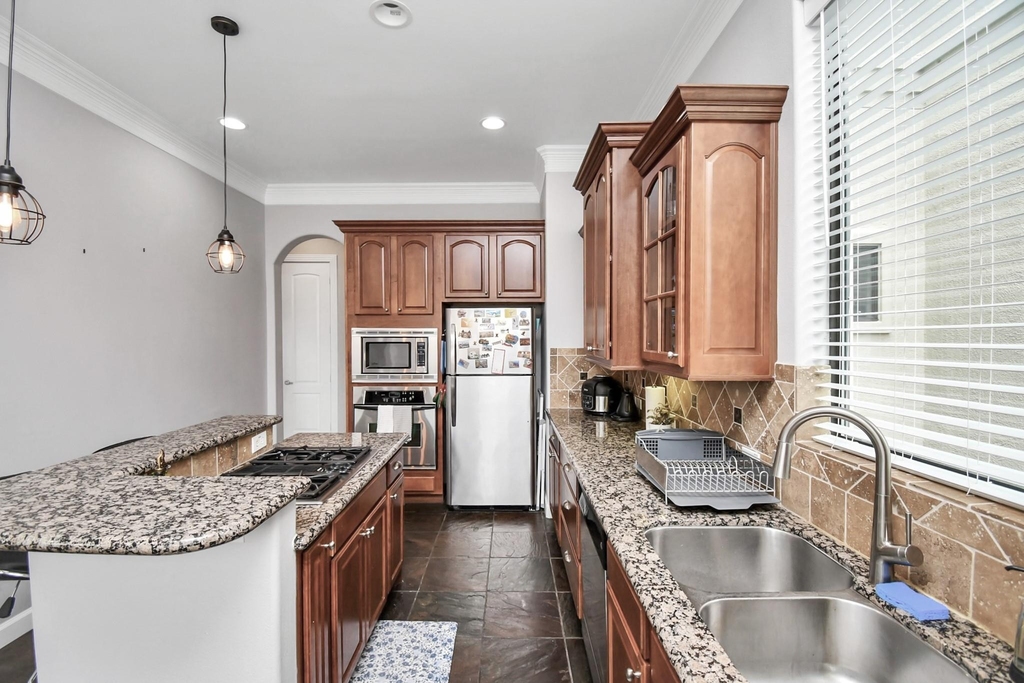 5443 Kansas Street - Photo 10