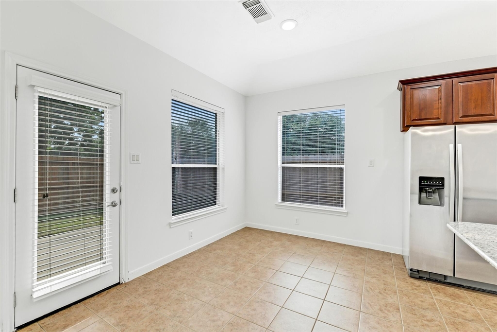19227 Countryhills Court - Photo 16