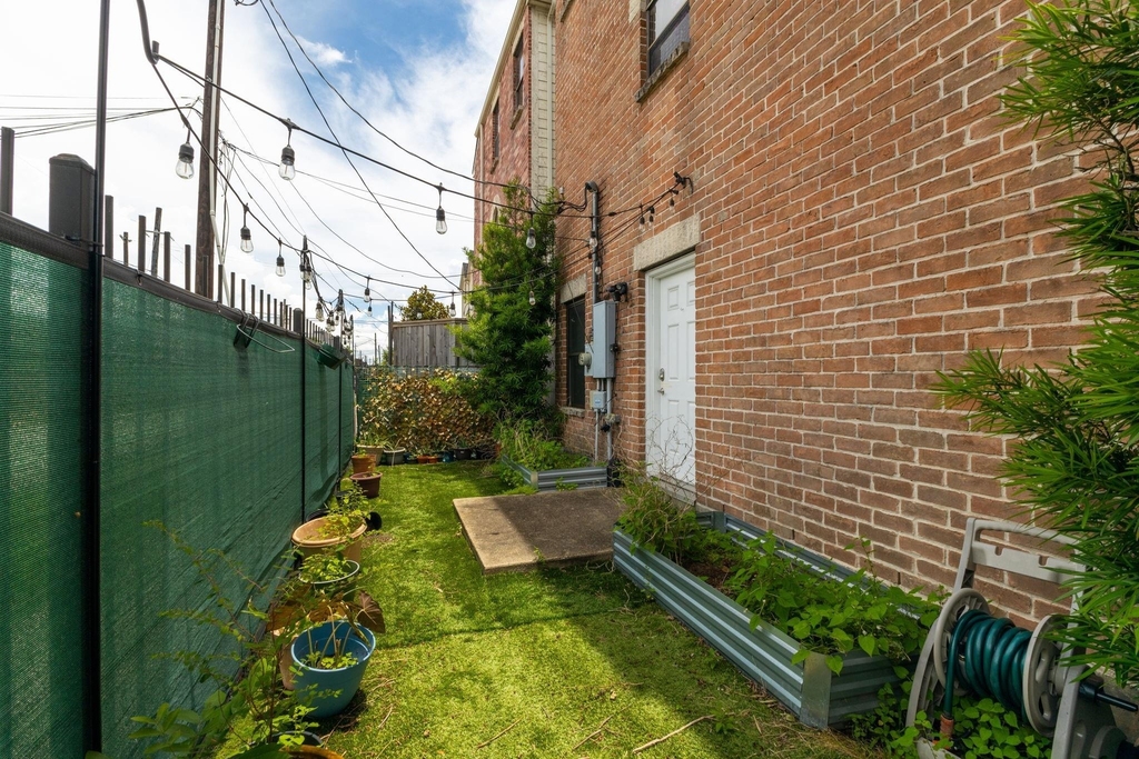 5207 Cornish Street - Photo 32