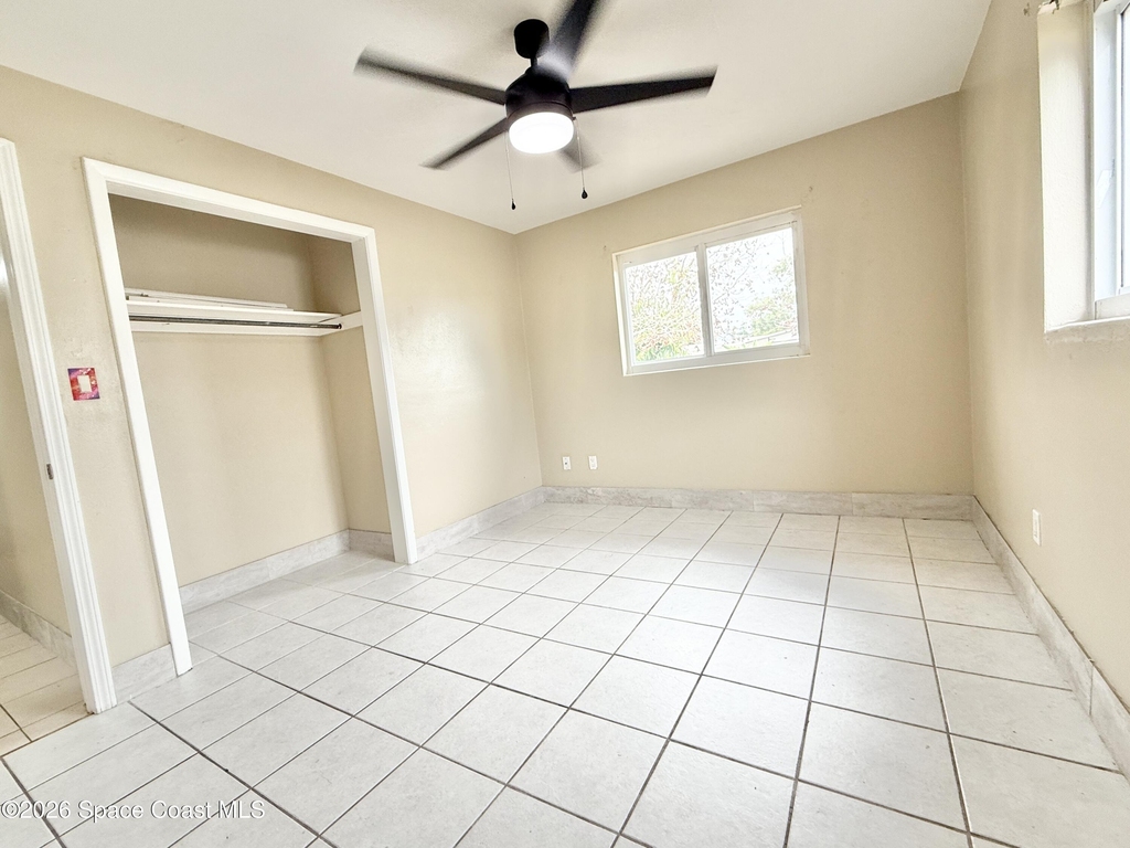 1635 Nassau Street - Photo 8