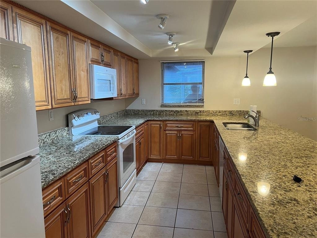 5945 Mockingbird Drive - Photo 4