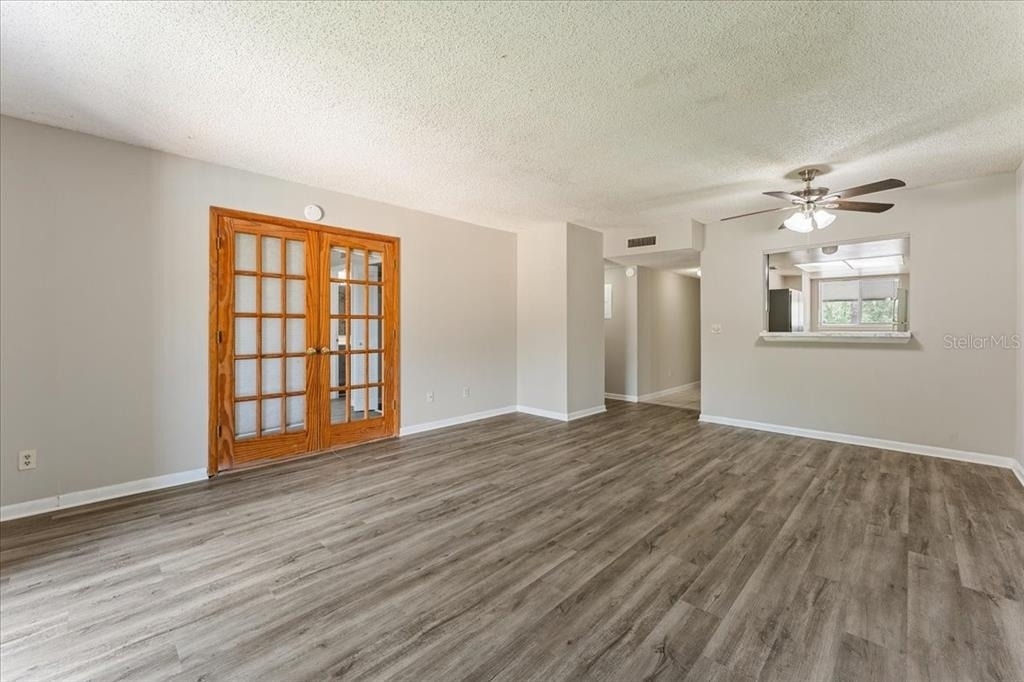 6332 Newtown Circle - Photo 10