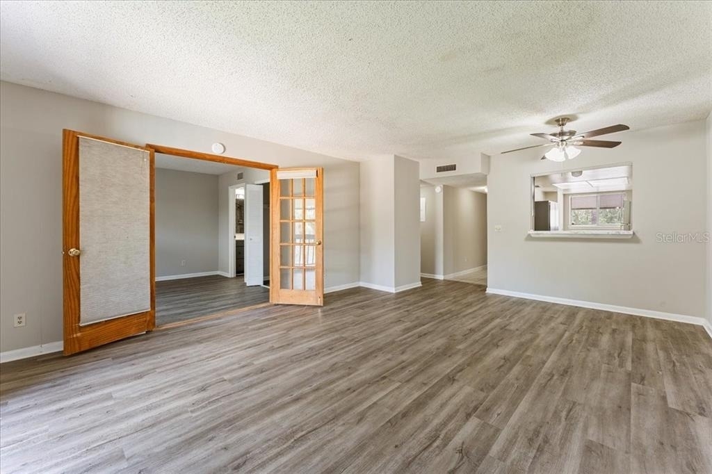 6332 Newtown Circle - Photo 11