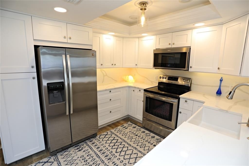103 1st Street E - Photo 5