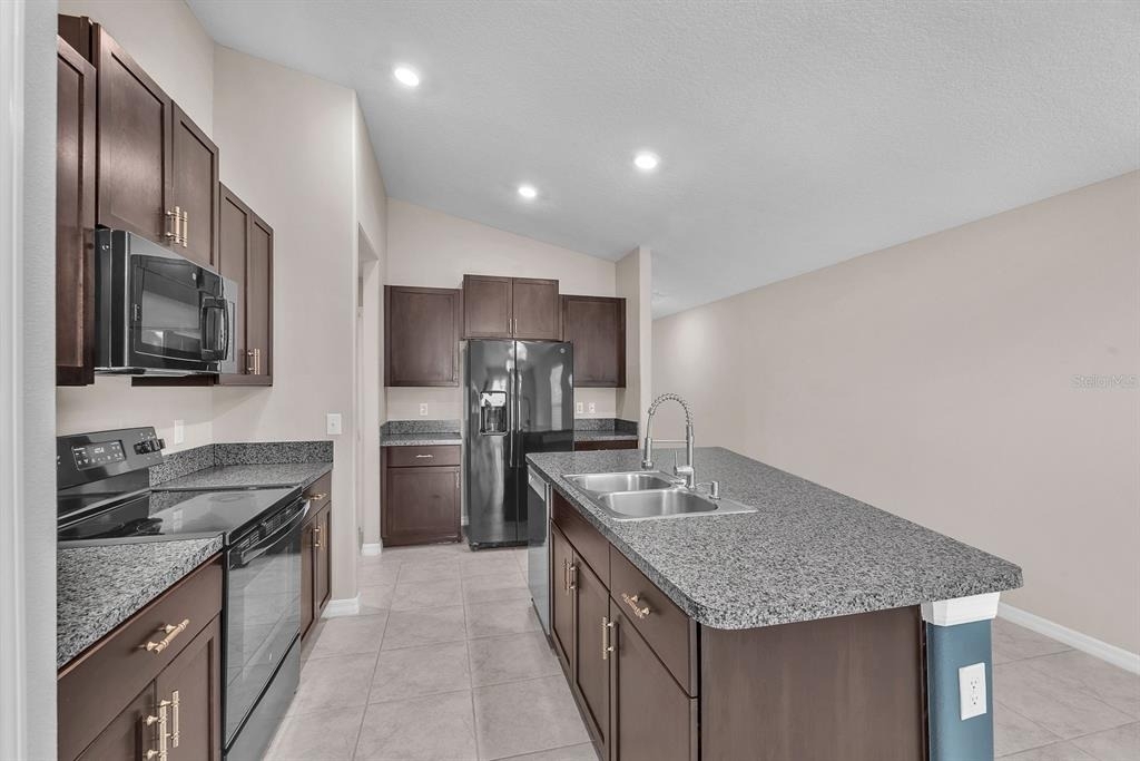 12011 Miracle Mile Drive - Photo 4