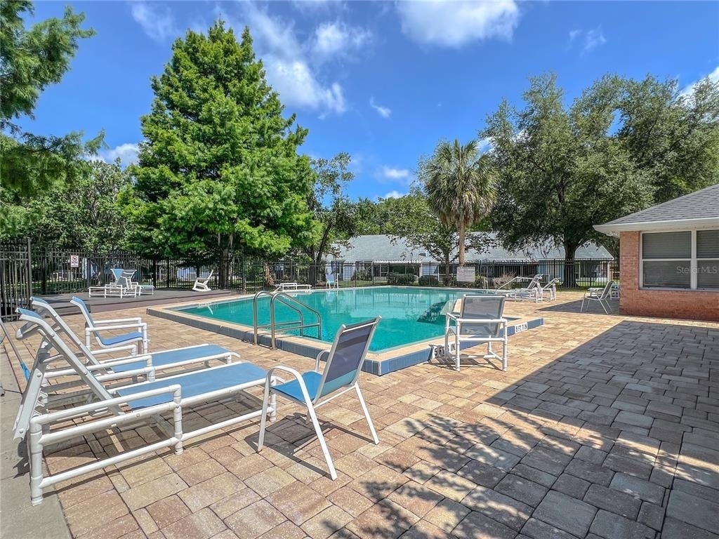 4933 Nw 1st Place - Photo 17