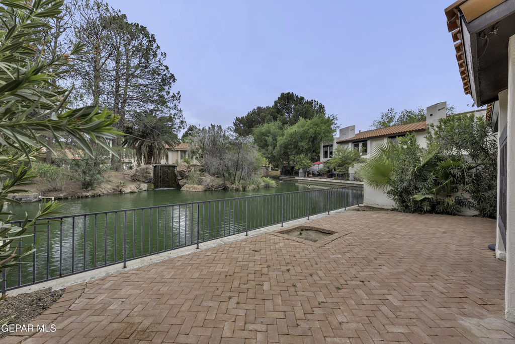 620 Lakeway Drive - Photo 50