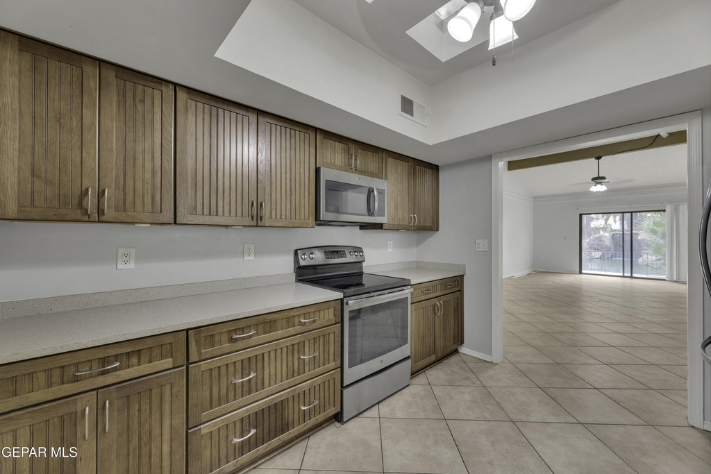 620 Lakeway Drive - Photo 29