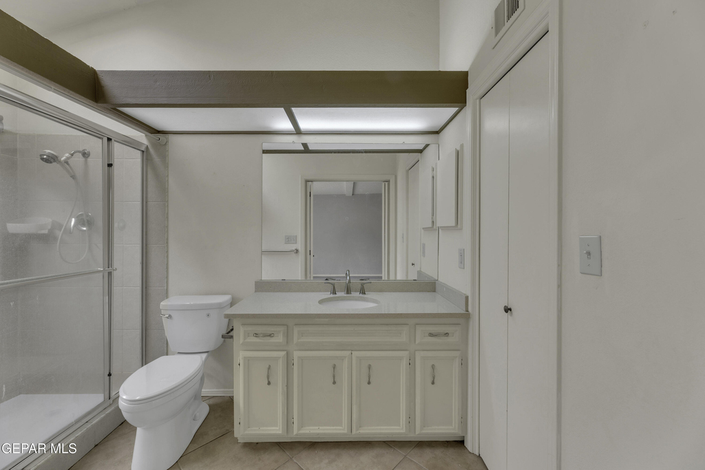 620 Lakeway Drive - Photo 35