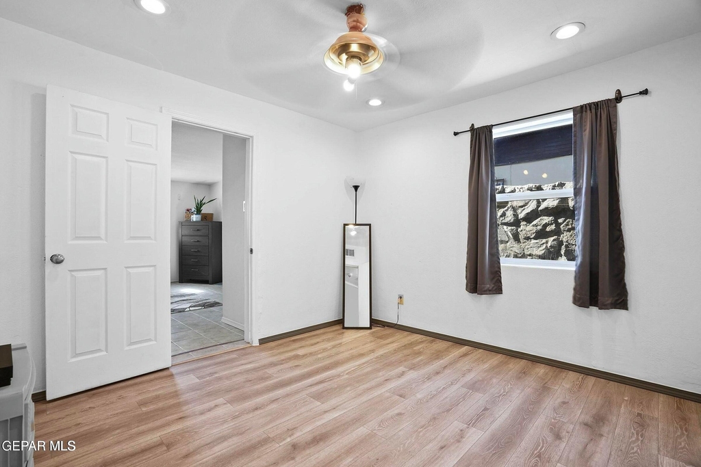 4728 Sierra Madre Drive - Photo 16