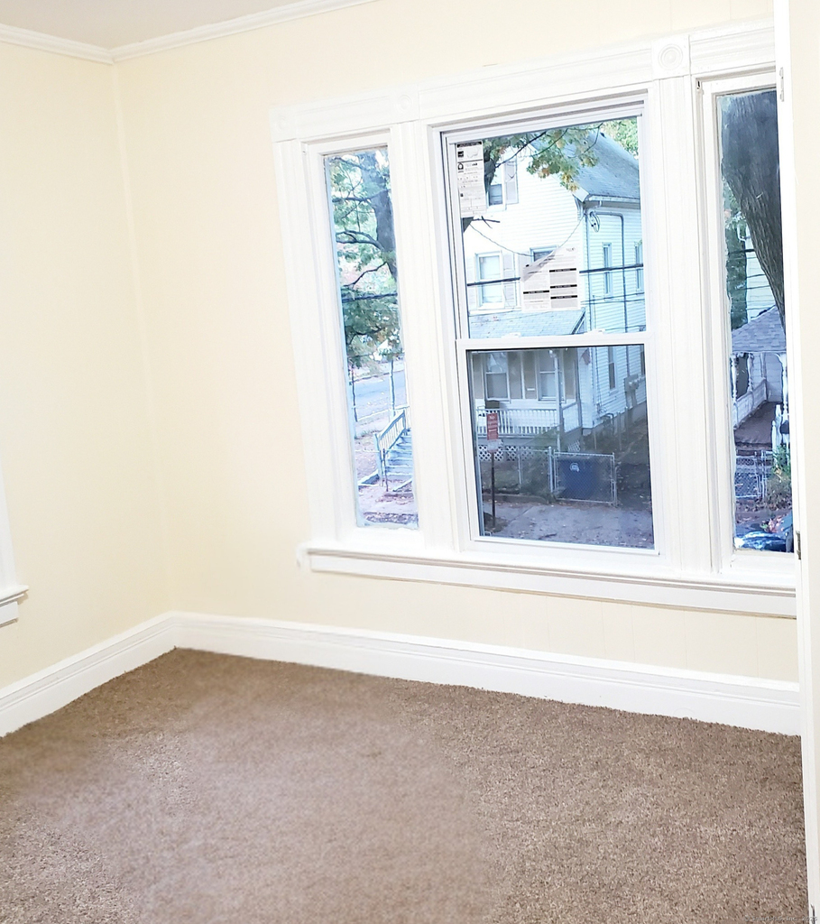 402 Huntington Street - Photo 7