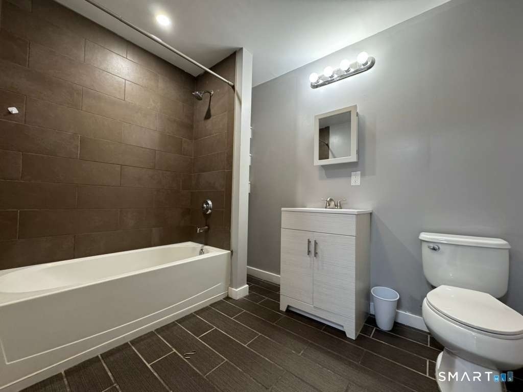 62 Coleman Street - Photo 0
