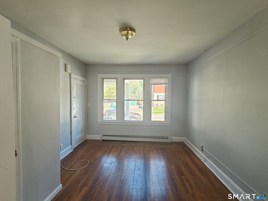 98 Anthony Street - Photo 2