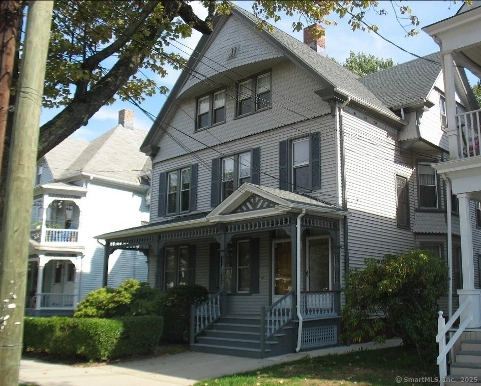 319 Sherman Avenue - Photo 0