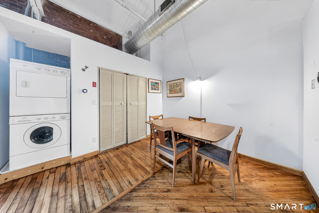 325 Lafayette Street - Photo 7