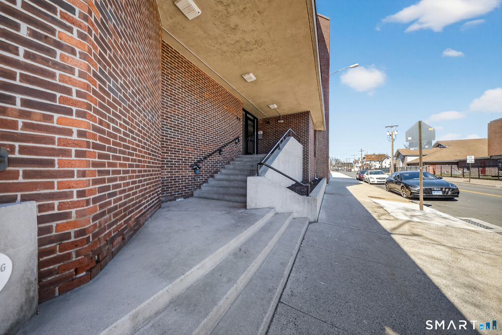 325 Lafayette Street - Photo 19