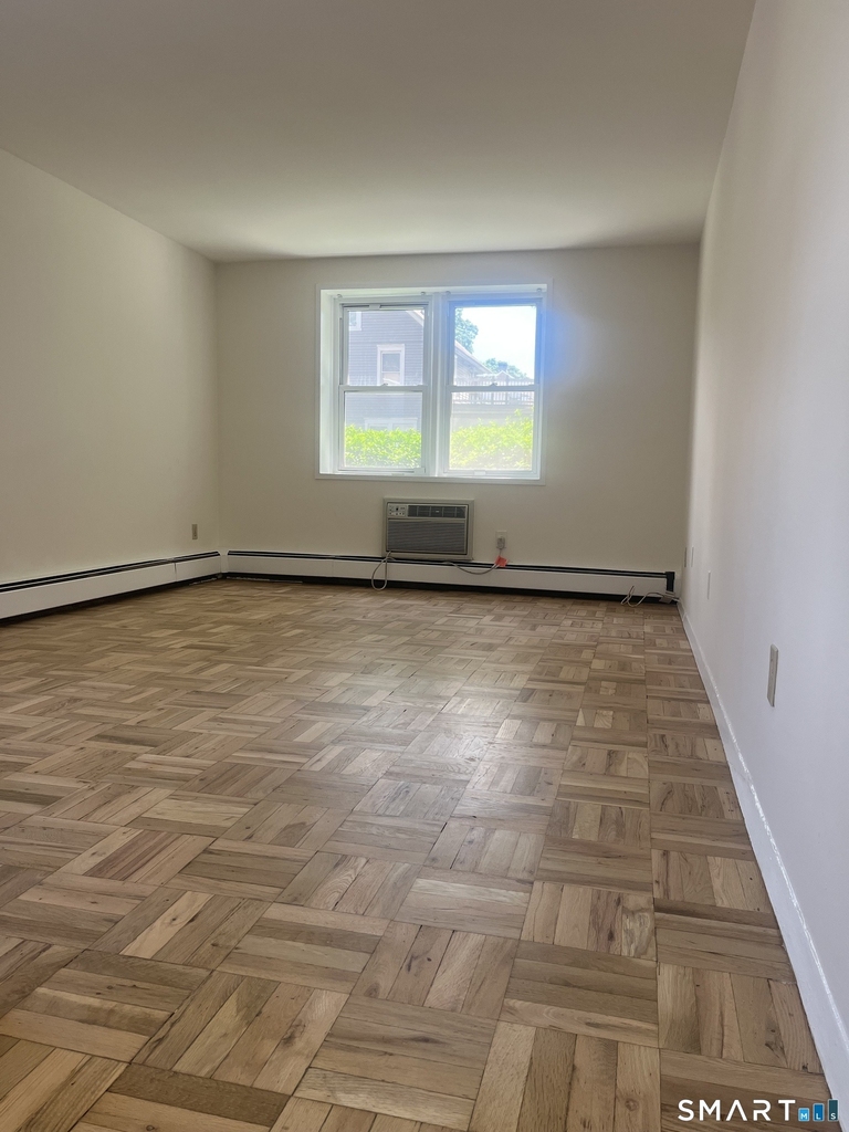 140 Grove Street - Photo 3