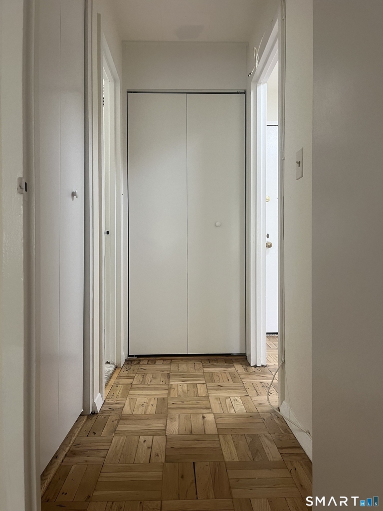 140 Grove Street - Photo 15