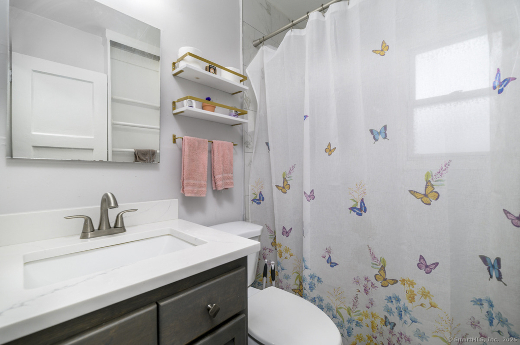 1046 Main Street - Photo 9