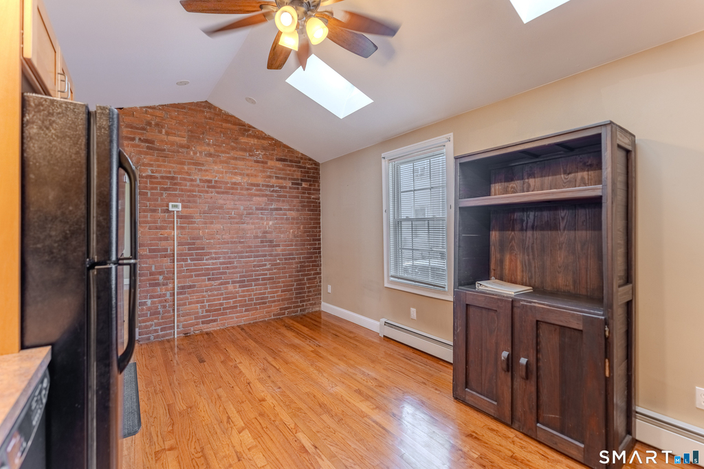 31 Suffield Street - Photo 7