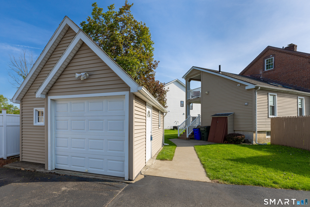 31 Suffield Street - Photo 16