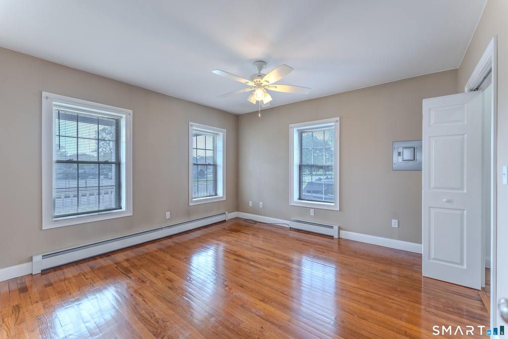 31 Suffield Street - Photo 11