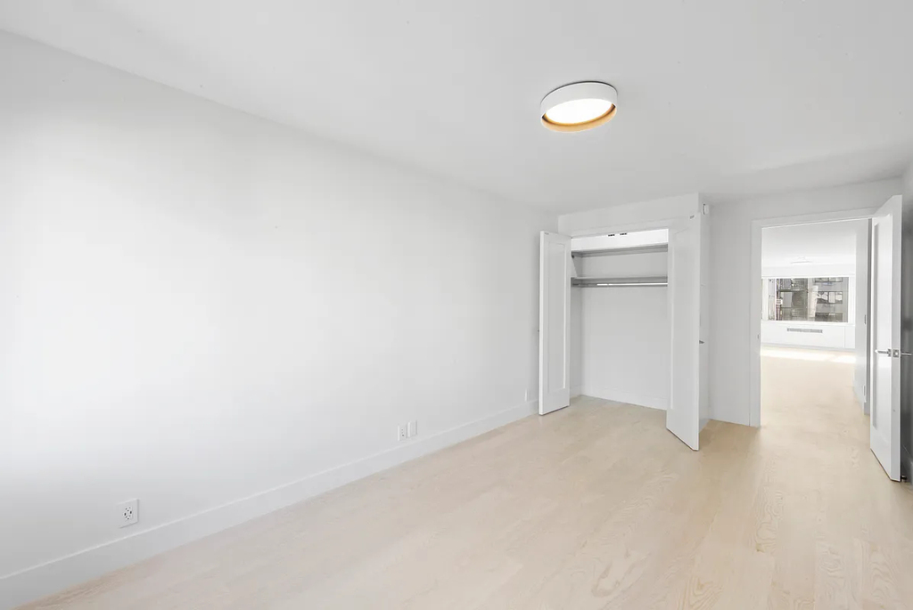 920 Park Avenue - Photo 12