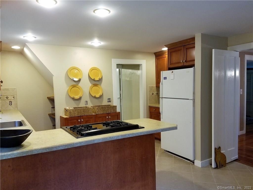 111 North Street - Photo 4