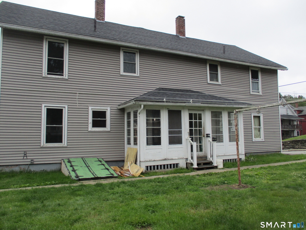 105 Woodstock Avenue - Photo 13