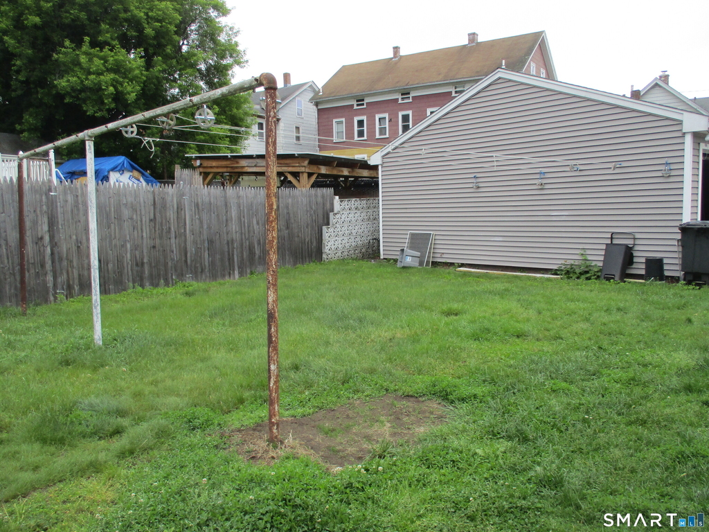 105 Woodstock Avenue - Photo 12