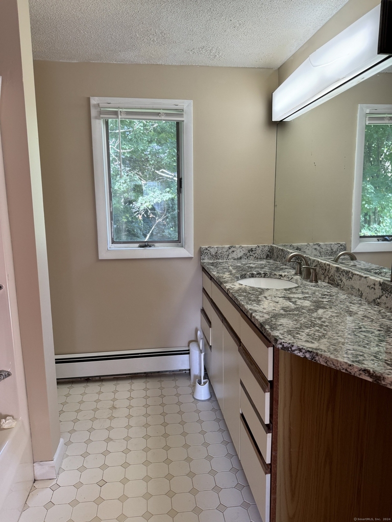 40 Main Street - Photo 15