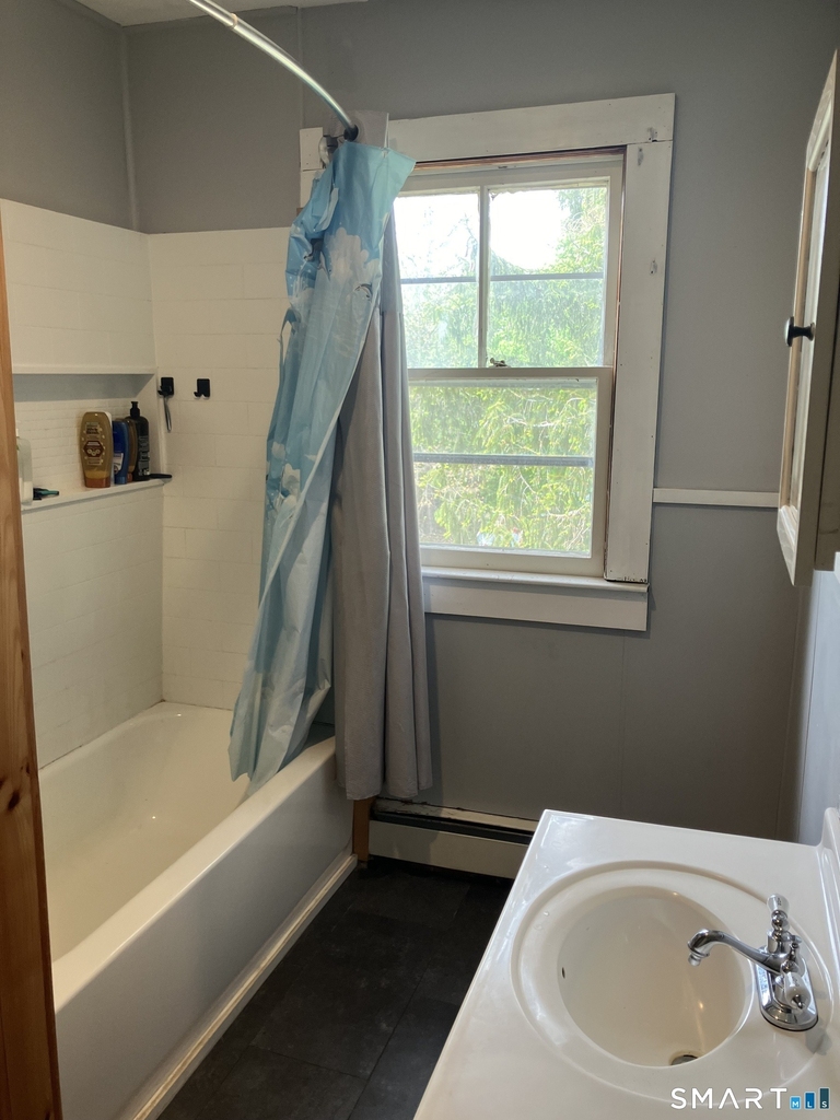 28 Village Street - Photo 7