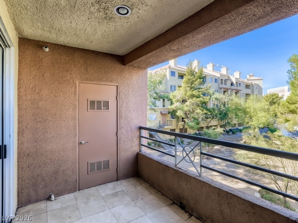 260 E Flamingo Road - Photo 19