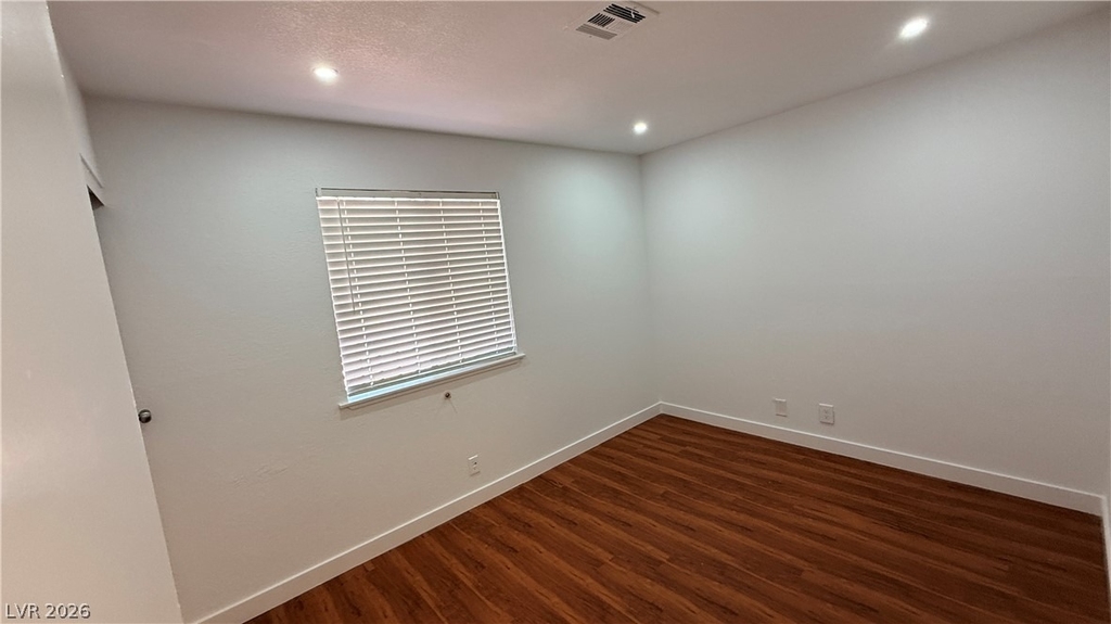 4744 W Twain Avenue - Photo 11