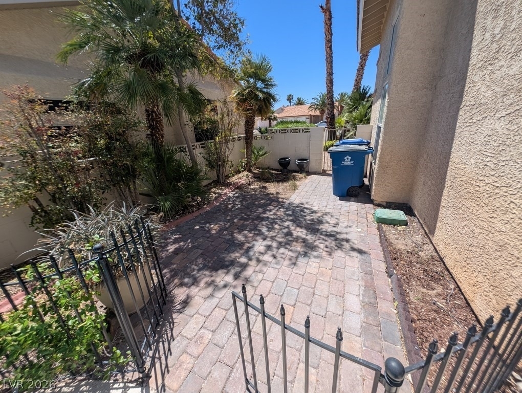 8432 Airmont Court - Photo 17