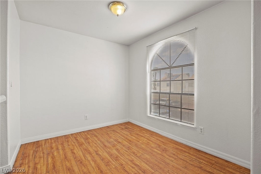 2972 Juniper Hills Boulevard - Photo 3